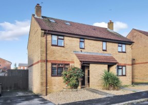 View 43 Coniston Road, Bordon, Hampshire, GU35 0NP, UK