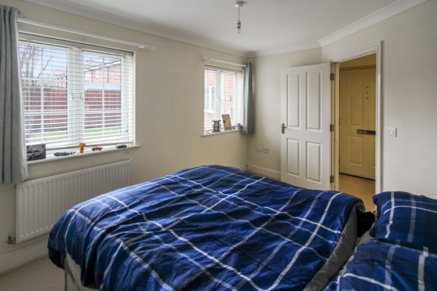 28 Hawthorn Way, Lindford, Bordon, Hampshire, GU35 0RB, UK