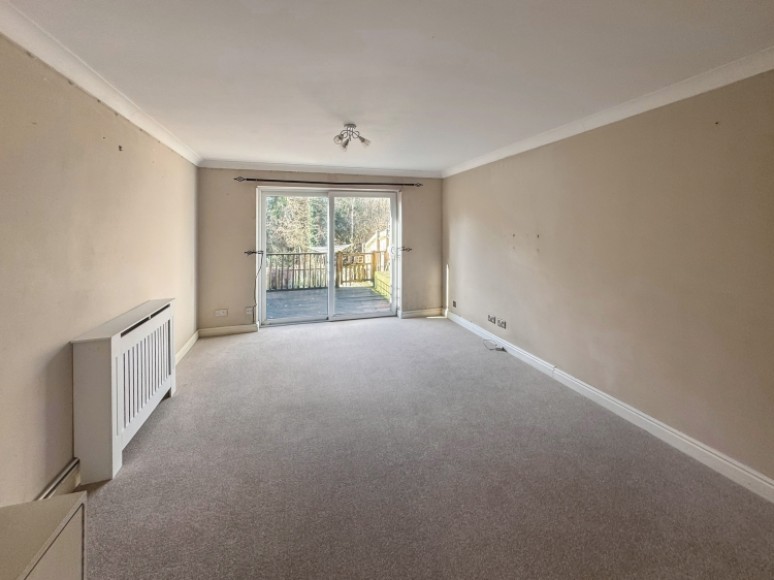 26 Waterside Close, Bordon, Hampshire, GU35 0HD, UK