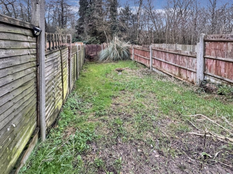 26 Waterside Close, Bordon, Hampshire, GU35 0HD, UK