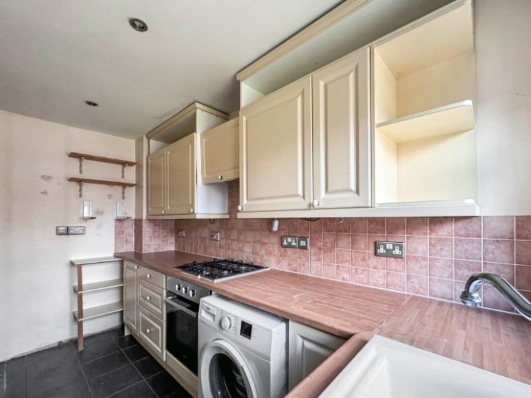 26 Waterside Close, Bordon, Hampshire, GU35 0HD, UK