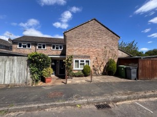 92 Hollybrook Park, Bordon, Hampshire, GU35 0DR, UK