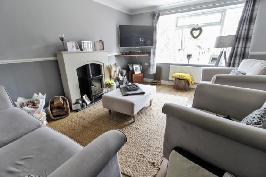 92 Hollybrook Park, Bordon, Hampshire, GU35 0DR, UK