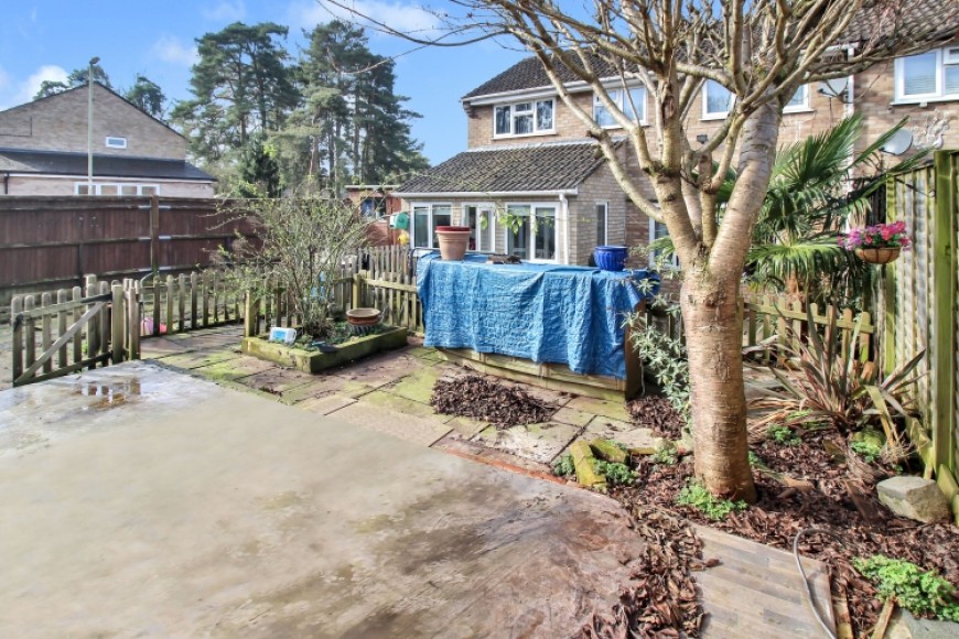 92 Hollybrook Park, Bordon, Hampshire, GU35 0DR, UK