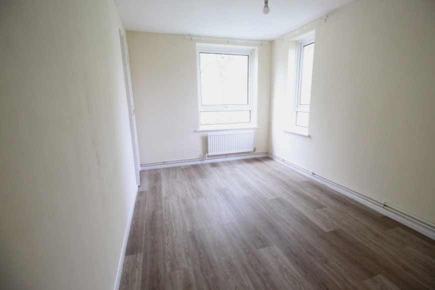 4 Woodlands Court, Alton, Hampshire, GU34 1RN, UK