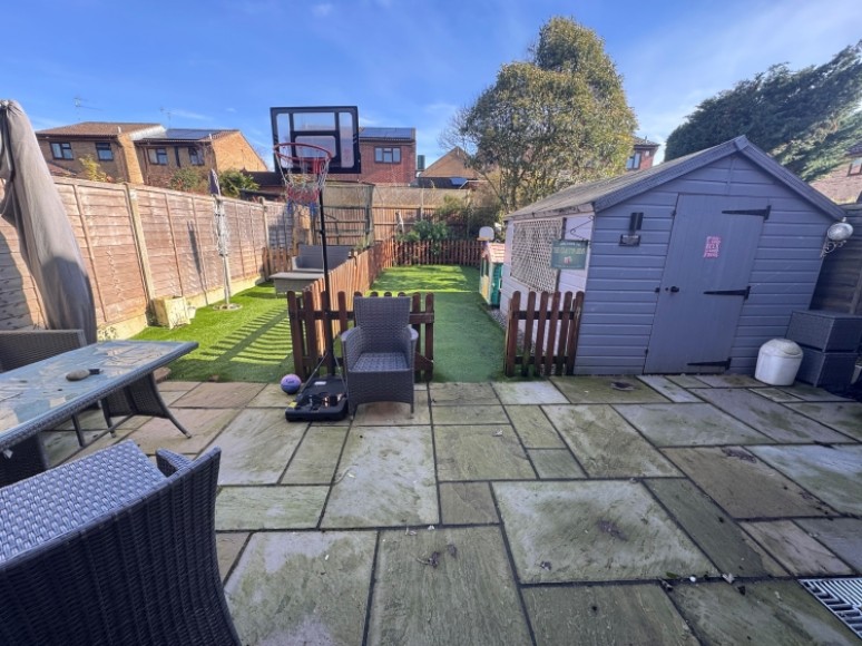 20 Derwent Close, Bordon, Hampshire, GU35 0NR, UK