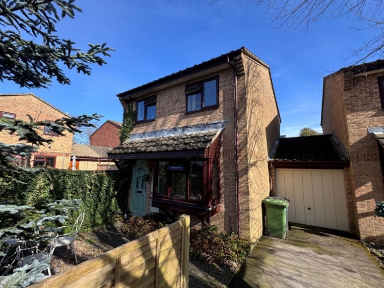 20 Derwent Close, Bordon, Hampshire, GU35 0NR, UK