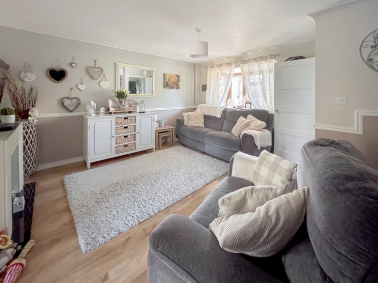 20 Derwent Close, Bordon, Hampshire, GU35 0NR, UK