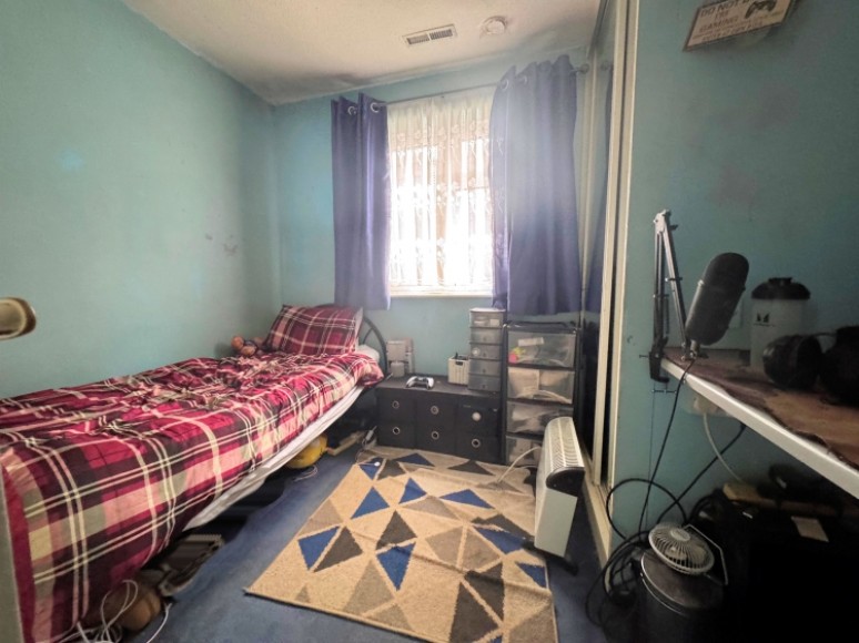 10 Varna Road, Bordon, Hampshire, GU35 0DG, UK