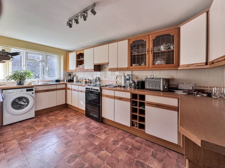 8 Marsh Close, Bordon, Hampshire, GU35 0DS, UK