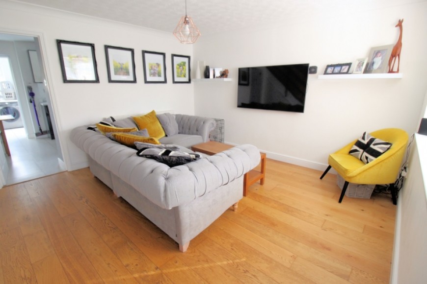 19 Sunbury Close, Bordon, Hampshire, GU35 0BW, UK