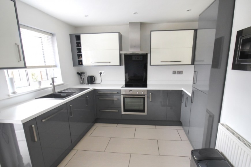 19 Sunbury Close, Bordon, Hampshire, GU35 0BW, UK
