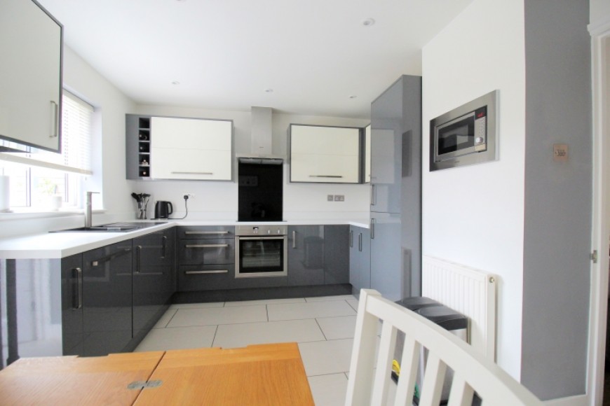 19 Sunbury Close, Bordon, Hampshire, GU35 0BW, UK