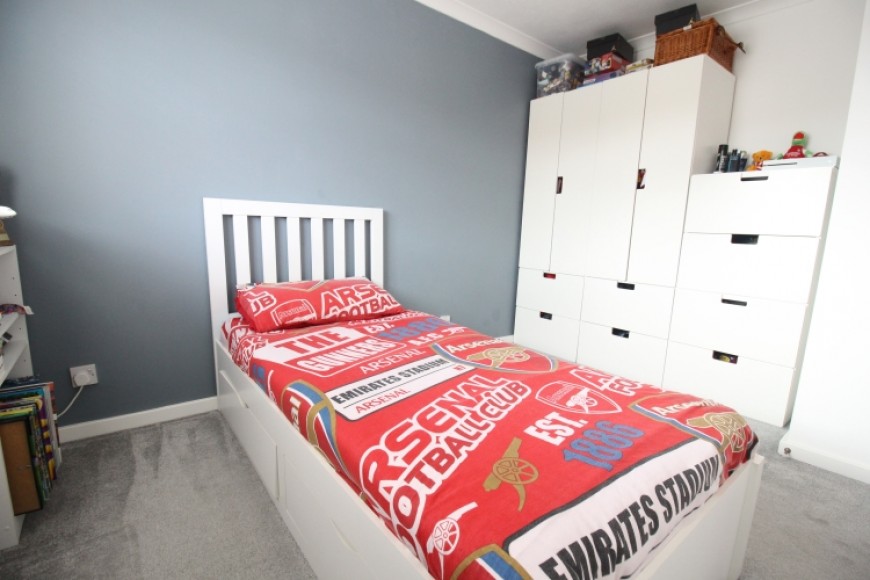 19 Sunbury Close, Bordon, Hampshire, GU35 0BW, UK