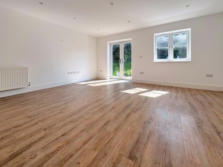 1 Chequers Winchester Road, Ropley, Ropley, Alresford, Hampshire, SO24 0FG, UK