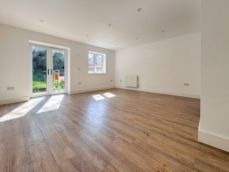 1 Chequers Winchester Road, Ropley, Ropley, Alresford, Hampshire, SO24 0FG, UK