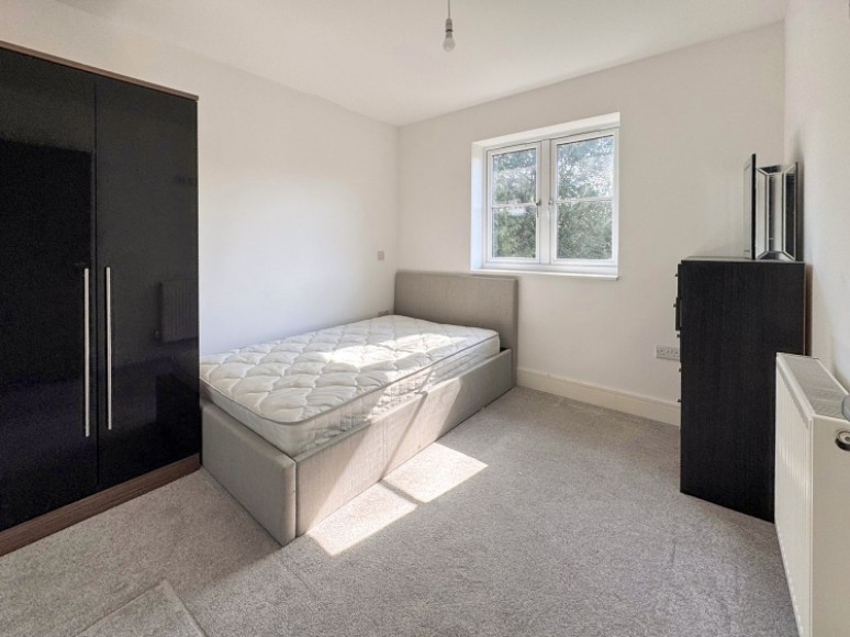 1 Chequers Winchester Road, Ropley, Ropley, Alresford, Hampshire, SO24 0FG, UK