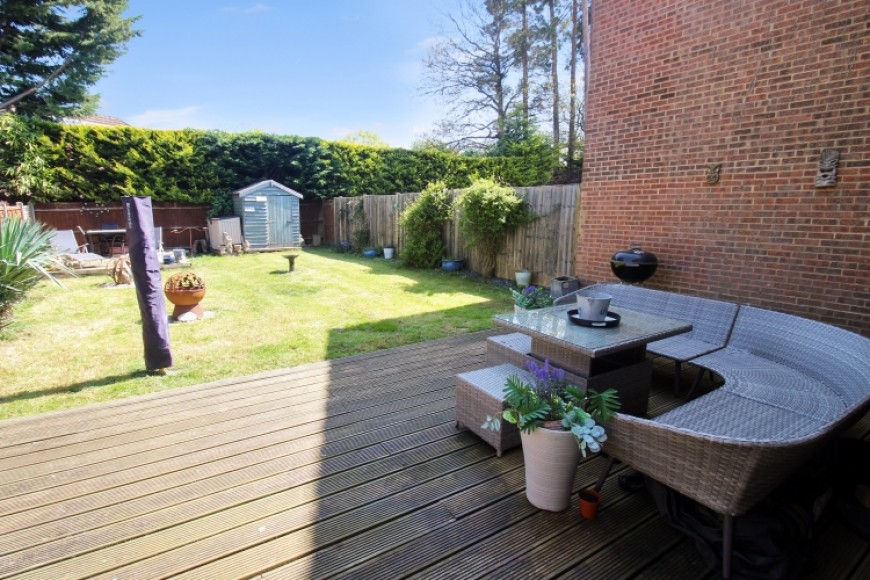25 Montrose Close, Whitehill, Bordon, Hampshire, GU35 9RG, UK