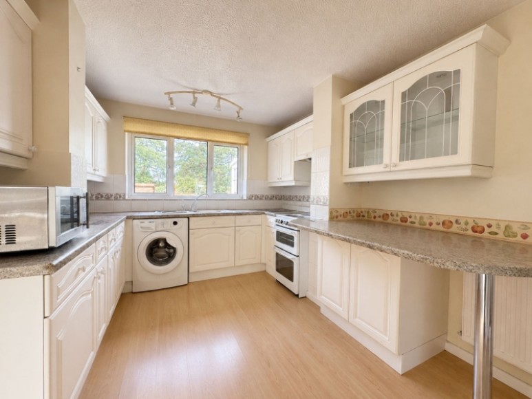 18 Argyle Close, Whitehill, Bordon, Hampshire, GU35 9PU, UK