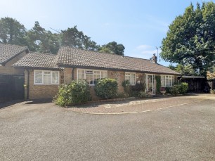 14 The Sands, Whitehill, Bordon, Hampshire, GU35 9QW, UK