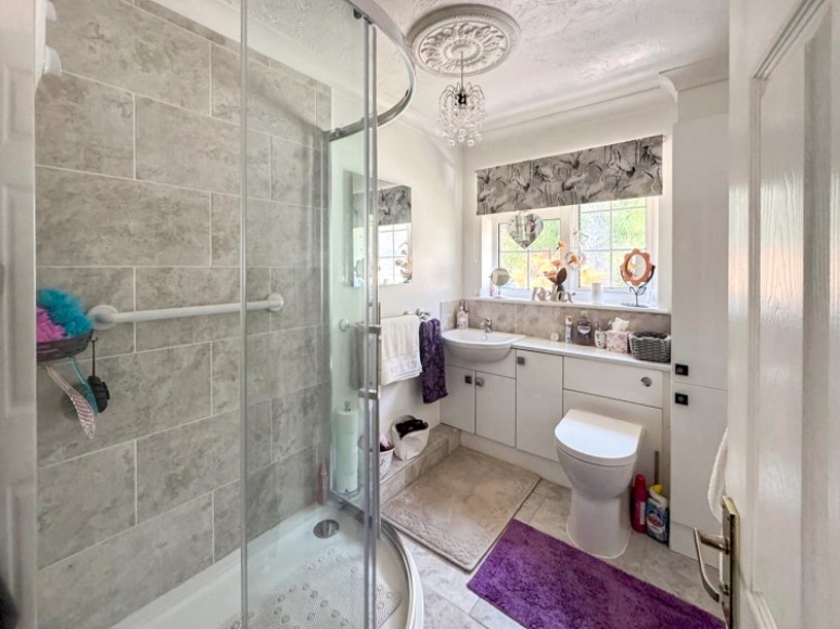 14 The Sands, Whitehill, Bordon, Hampshire, GU35 9QW, UK