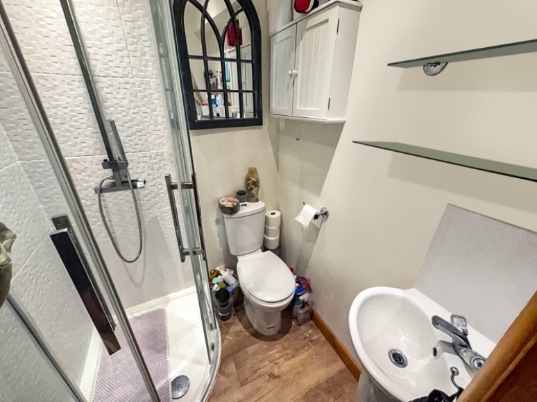 14 The Sands, Whitehill, Bordon, Hampshire, GU35 9QW, UK