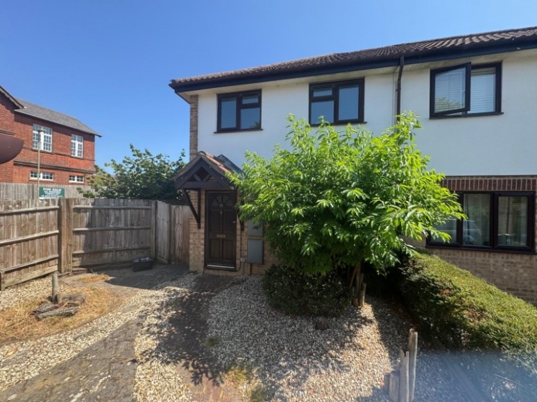 15 Thirlmere Close, Bordon, Hampshire, GU35 0NW, UK