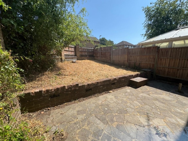 15 Thirlmere Close, Bordon, Hampshire, GU35 0NW, UK