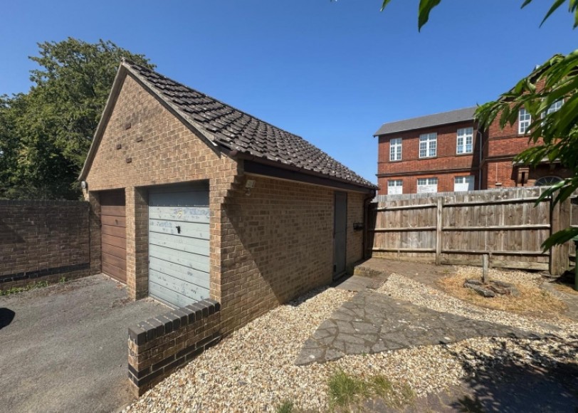 15 Thirlmere Close, Bordon, Hampshire, GU35 0NW, UK