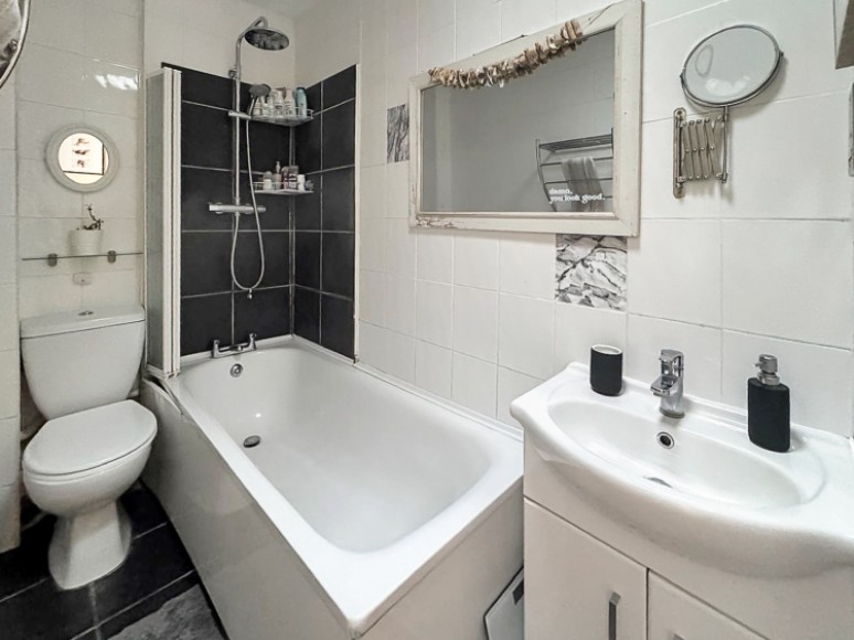 31 Lytham Close, Whitehill, Hampshire, GU35 9QL, UK