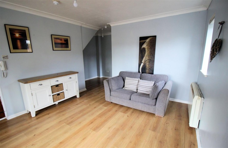 Flat 2, 14 Forest Road, Bordon