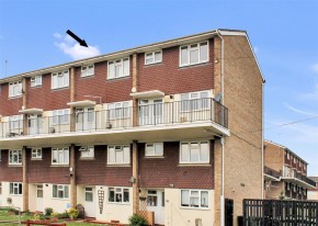 View Kildare Close, Bordon