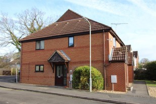 View Alexandra Court, Bordon