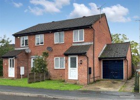 View Sunbury Close, Bordon