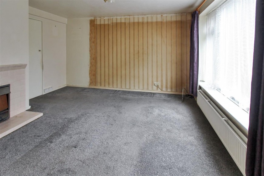 Champney Close, Whitehill