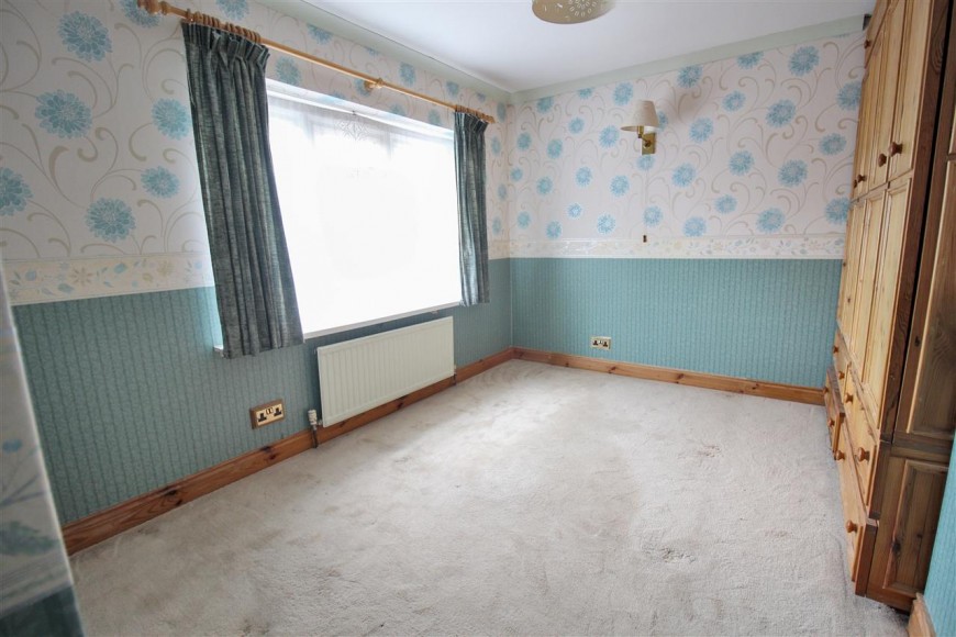 Champney Close, Whitehill