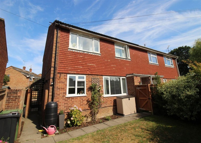 Windsor Walk, Lindford