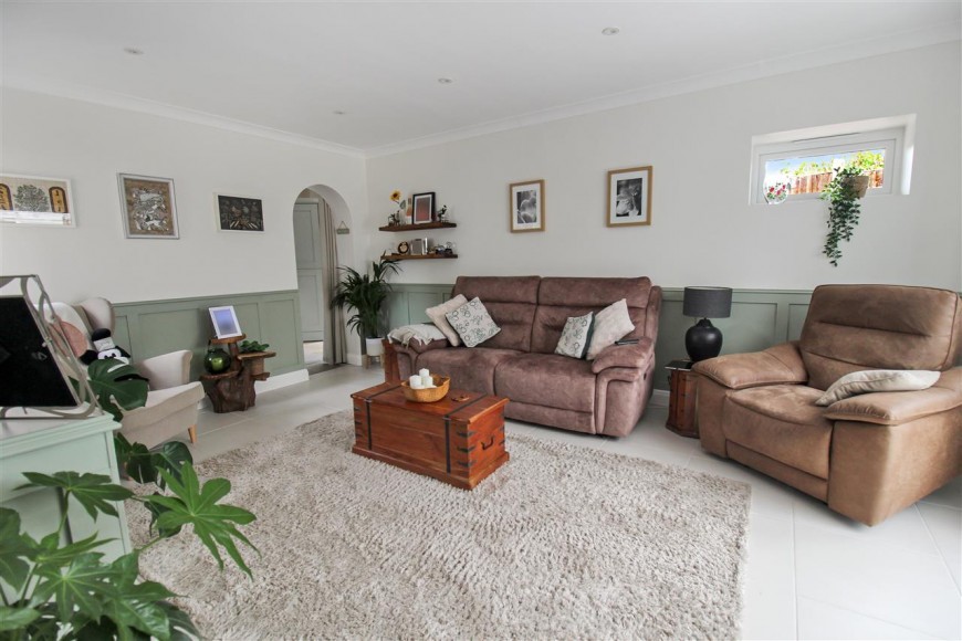 The Sands, Whitehill