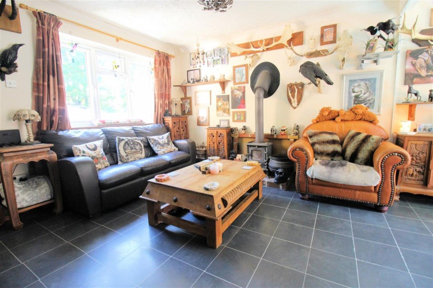Hibiscus Grove, Bordon